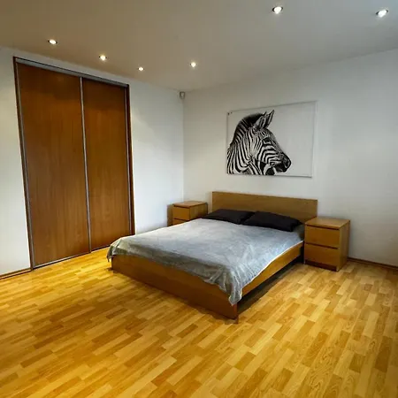 Prievozska 5 Apartmán